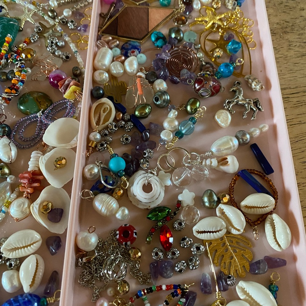 Bead lot for Crafts